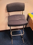 furniture 1 x broken chair KT6 - removed for £27