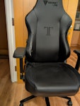 Large Gaming Chair ~35kg It is a used SecretLabs Titan Evo Gaming Chair, it will need taking from the 3rd floor to the ground floor. SA1 - removed for £43
