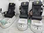 3 Pedicure chair 3 pedicure chair from a nail salon. They are all working, they are heavy approx 95kg each. I need to book around 4.30pm-5pm on Saturday 21/02/2026. Thank you CM12 - removed for £247