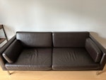 3seater sofa, pic & sm table 1 x 3 seater sofa, Good condition but no fire labels Dimensions: 197 cm long and 62 cm wide. Chocolate brown in colour.
1 x small side table, 1 x print N1 - removed for £156