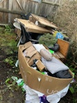 general waste - £100 - £120 2 x tables
6 x chairs
general waste
some empty boxes TW10 - removed for £130