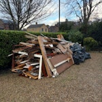 Renovation Demolition Waste Strip out waste
Carpets
Plasterboard
Timber
Fridge
Doors
Bricks/ Rocks
Tiles N4 - removed for £469