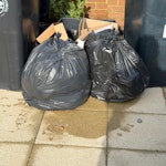 various Junk for recycling it’s just leftover party stuff and house recycling that got accumulated SL0 - removed for £50