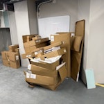 Carton Boxes and plastic wraps We have carton boxes from furniture delivery, along with plastic wraps ready to be picked up and collected.
Approx. 17 boxes with the wrapping and packages inside. Located in the basement, there is a lift to go up/down M2 - removed for £156