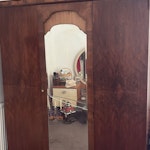 Wardrobe with broken mirror Must be collected by 2nd March SE4 - removed for £95