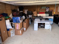 I want to empty my garrage collected by doos removals
