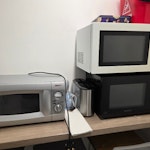 3 x Microwave ovens 1x hob 3 x Microwave ovens and 1 Induction hob M2 - removed for £36