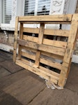 Perfect unwanted pallet Unwanted wooden pallet. Can be left on footpath to takeaway SW4 - removed for £26