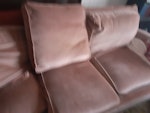 3 seater settee 1 x 3 seater settee which is now being replaced due to wear over many years. Loose cushions and steps upto front door BN3 - removed for £86
