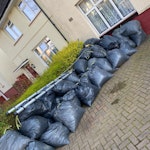 47 BAGS OF FOAM 47 BAGS OF HARD SPRAY FOAM AND A SET OF LADDERS. NN2 - removed for £300