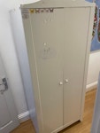 Collect this cupboard please Want to get rid of this cupboard. Please collect outside of the flat at ground floor level. W14 - removed for £52