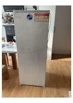 fridgefreezer few item on pic fridge&freezer few item like on the  picture SW16 - removed for £158