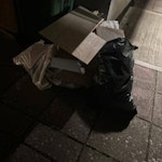 4 bags wallpaper general wast 4 bags wallpaper and general waste PO4 - removed for £75