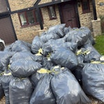 72 BAGS OF EXPANDING FOAM 72 BAGS OF EXPANDING FOAM, VERY LIGHT BUT HAVE VOLUME TO THEM. GU52 - removed for £225