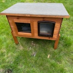 old cat house and trolley old cat house and trolley needs gone asap SE13 - removed for £52