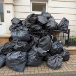 ~25 bagged bins ~25 bagged bins upon moving home SW15 - removed for £95