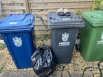 mixed household waste + cardbo Mixed household waste: approximately 3 full wheelie bins, 6-8 black bags and several cardboard boxes. All items are easily accessible from the front of the house. No hazardous materials. CB24 - removed for £156