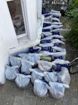 33 rubble sacks (bricks, sand) 33 rubble sacks: 22x bricks/rubble, 11x dirty sand. The bags are not fully filled for easier handling (see photos). NW5 - removed for £257