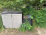 Storage Boxes and Spare Bricks 2 external storage boxes (black and tan in photo) and approximately 80-100 red bricks SE24 - removed for £130