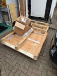 Pallet and boxes AL4 - removed for £94
