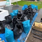 bags of soil and garden waste 45 bags of soil (roughly just over half full each)
1 large bag containing a very small amount of loose rubble, old weed membrane, some carpet, broken garden fork etc
easy access through side passage to the front, where parking is free. there are 3 or 4 very shallow steps on the footpath. SE19 - removed for £314