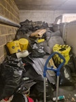 Builders waste. Old vinyl etc Builders waste from major works. Mostly vinyl and flooring bits. Its not flat 1 it will be access via conceirge. Let me know rego and i can get you access E5 - removed for £443