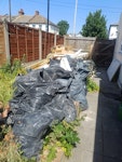 26 vafs of rubble& cardboard A few bags of rubble and skirting boords and some skirting boards, all can be taken from the side gate and we have a drive way so should be easy to load, labourers here who can help with loading too, E15 - removed for £257