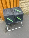 Compost bin (could be re-used) Compost bin (modern and reusable) - two compartments.  It is taking up space and belonged to the previous owner of the house I just bought so I want it out of the way.  I'm sure it would be loved by someone! BD10 - removed for £39