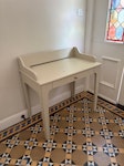 small desk small desk reusable NW3 - removed for £39