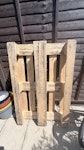 cardboards, wooden pallet, bag Hi, I need a mixed household waste collection.

The waste includes cardboard boxes from our house move, mostly filled with flattened cardboard, some plastic items, one old suitcase and one wooden pallet. TW10 - removed for £357