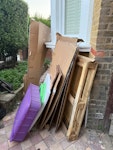 Wood pallet, boxes, sandpit Wooden pallet
Large cardboard boxes
Childs sandpit (empty) and lid
all in front of house
free parking on street SE4 - removed for £65