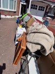 Shed clear, Sofa bed & matress It is a shed clear out and old sofa bed broken down and single mattress .All stacked in the drive against the wall for easy collection and loading with off street parking W5 - removed for £286