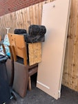 4 dining chairs, bags,drawer 4 dining chairs, bags,drawer, wardrobe flat panel,...
very easy access, and off road parking SK11 - removed for £310