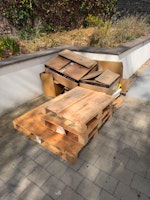 Wooden pallets and boxes collected by doos removals