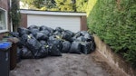 107 BAGS OF EXPANDING FOAM 107 BAGS OF EXPANDING FOAM, VERY LIGHT BUT HAVE VOLUME TO THEM. ST13 - removed for £375