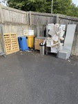 Collection of waste materials Styrofoam, 2 pallets, 3 chairs, 1 bin, 1 kitchen unit, a cardboard, half a plastic shed small, 1 small plastic bin NN17 - removed for £300