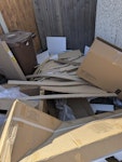 Cardboard boxes and foam I have cardboard boxes, protective bits and foam as pictured from various furniture deliveries
For collection from driveway please HA5 - removed for £83