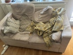 Sofá bed. Sofa bed needs to be taken out. Heavy- may need 2 men to take out and disposed off. pls contact me for times. Monday to Wednesday- anytime after 6pm. Thursday any time before 3pm. Thx SE18 - removed for £130