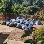 175 BAGS OF EXPANDING FOAM 175 BAGS OF EXPANDING FOAM, VERY LIGHT BUT HAVE VOLUME TO THEM. DE21 - removed for £456
