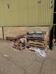 14 pallets to collect Unit F, buzz Greenfox to get access EN6 - removed for £84