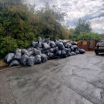 157 BAGS OF EXPANDING FOAM 157 BAGS OF EXPANDING FOAM, VERY LIGHT BUT HAVE VOLUME TO THEM. ST16 - removed for £488