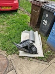 Vinyl floor offcuts, 1 bag Vinyl floor offcuts, 1 bag HU7 - removed for £50