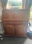 1 cabinet and 1 sofa 3 seater sofa
1 cabinet BS8 - removed for £260