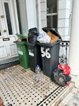 bin rubbish. looks more than. bin rubbish see picture. looks more than it is. W14 - removed for £77
