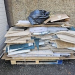 Carpet, underlay & wood etc. As seen in pictures, wood flooring, fencing, carpet, underlay some cardboard, pillows and one black bin bag.
The pallets can be wheeled out to kerbside on our manual pump truck. I want to keep the pallets.
If an eta can be given I will block a space immediately outside. Collection tomorrow morning would be Ideal but I am at site this afternoon. KT19 - removed for £141