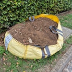 3 hippo sacks of soil Hi,
We've got 3 hippo sacks full of soil from our front garden. All the bags are roadside with good access and I can arrange for the car parked opposite to be out of the way.
I work from home so can be flexible in days and times.
Thank you,
Nick OX25 - removed for £271