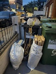 8 bin bags + 1 dead plant just extra household junk as we had a kids party this weekend SW6 - removed for £57