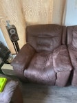 Three piece sofa set. It’s an electric recliner sofa set. SE10 - removed for £156