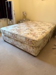 King divan - not the mattress King size divan bed base only - no mattress. Divan splits into two half’s. OX9 - removed for £106