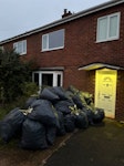 44 BAGS OF EXPANDING FOAM 44 BAGS OF EXPANDING FOAM, VERY LIGHT BUT HAVE VOLUME TO THEM. SY1 - removed for £250